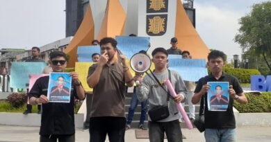 LMND gelar Aksi Demonstrasi di Tugu Simpang Lima