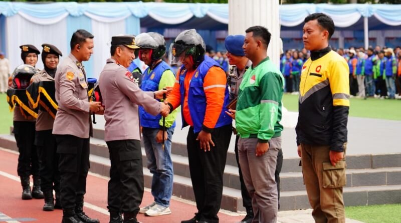 program Ojol Kamtimbas Polri yang diluncurkan oleh Kepolisian Republik Indonesia (Polri)