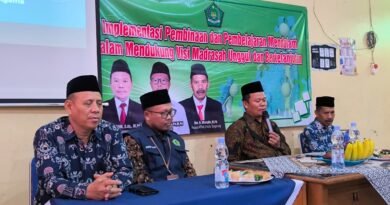 ‎Kepala Kantor Kemenag Kota Tangerang, Iin Solihin