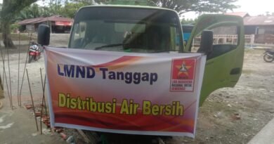 Liga Mahasiswa Nasional untuk Demokrasi (LMND) bergerak cepat menyalurkan bantuan air bersih