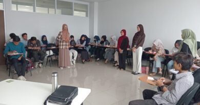 Fakultas Ekonomi dan Bisnis Islam (FEBI) UIN Sultan Maulana Hasanuddin (SMH) Banten, menggelar kegiatan presentasi kelas