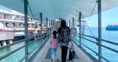 Penumpang PT ASDP Indonesia Ferry