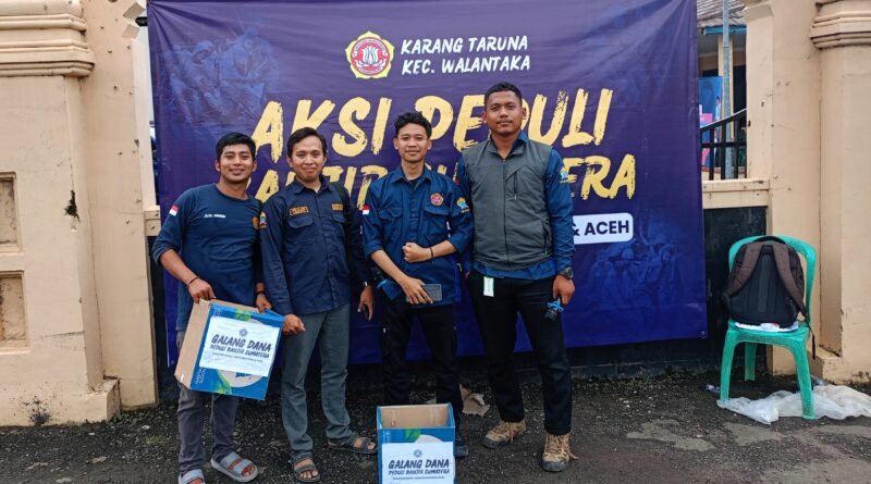 FOTO BERSAMA KARANG TARUNA