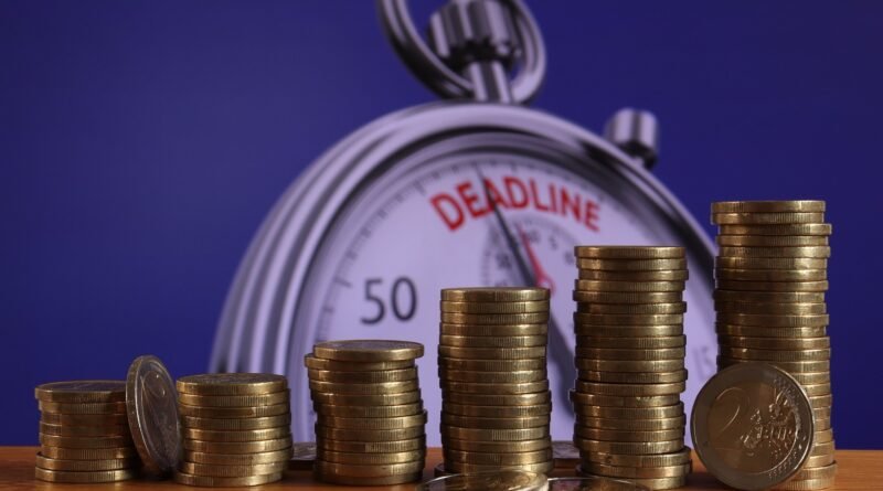 Ilustrasi foto deadline utang piutang