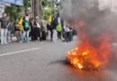 FOTO: Poros Baru Tangerang Gelar aksi dan bakar ban sembari suarakan rangkaian persoalan yang terjadi di Indonesia 