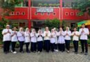 Foto bersama guru SDN Karawaci Baru 2