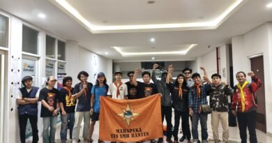 Foto bersama pengurus Maha Peka sehabis nonton bersama Film Pesta Babi