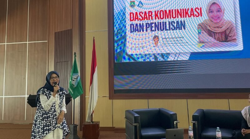 Ipung Ernawati Setianingrum, Kepala Bidang Informasi dan Komunikasi Publik (IKP) Dinas Komunikasi, Informatika, Statistik, dan Persandian Kota Cilegon