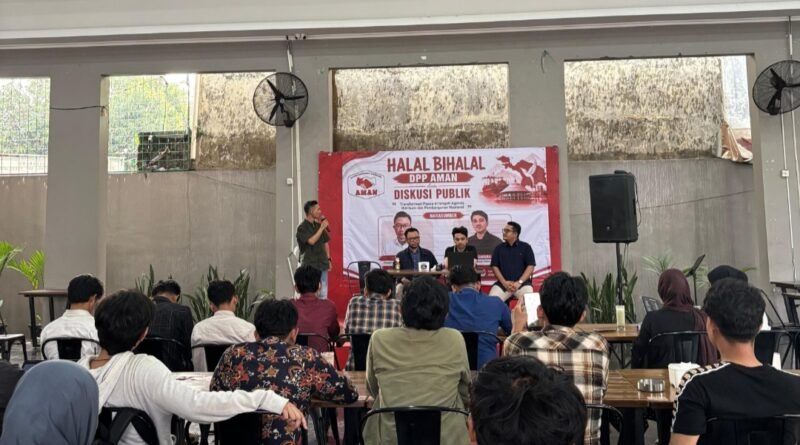 Peserta diskusi Hilirisasi dan Pembangunan Nasional yang digelar Dewan Pimpinan Pusat Aliansi Mahasiswa Nasional (DPP AMAN)