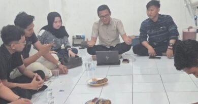 Anggota Bawaslu Provinsi Banten, Badrul Munir, hadir membersamai diskusi