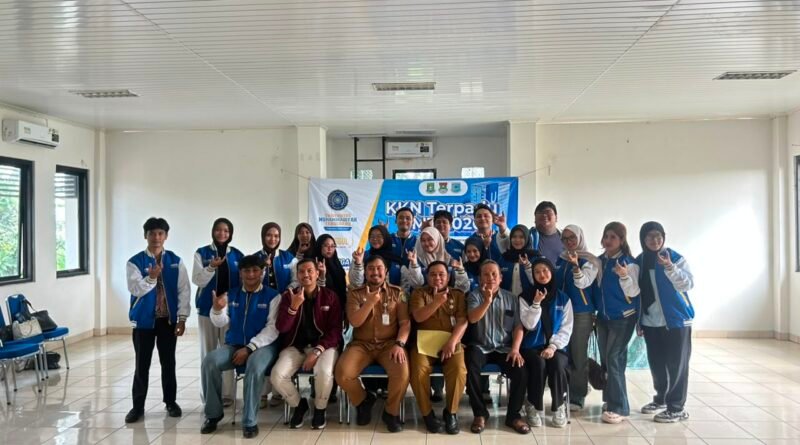 Mahasiswa Kuliah Kerja Nyata (KKN) Universitas Muhammadiyah Tangerang (UMT)