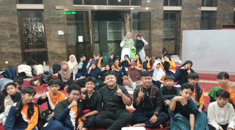 Foto bersama Barisan Muda Qudwah (BMQ) seusia gelar kajian bertema penolakan terhadap LGBT