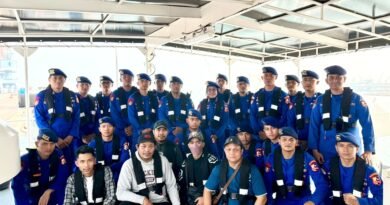 Delegasi pers dalam misi pencarian lima jurnalis dan tiga awak kapal yang hilang kontak saat meliput aktivitas Gunung Anak Krakatau (GAK) 