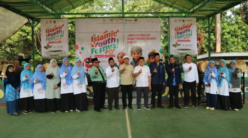 Foto bersama di Islamic Youth Festival (IYF) JSIT Wilayah Banten 2026